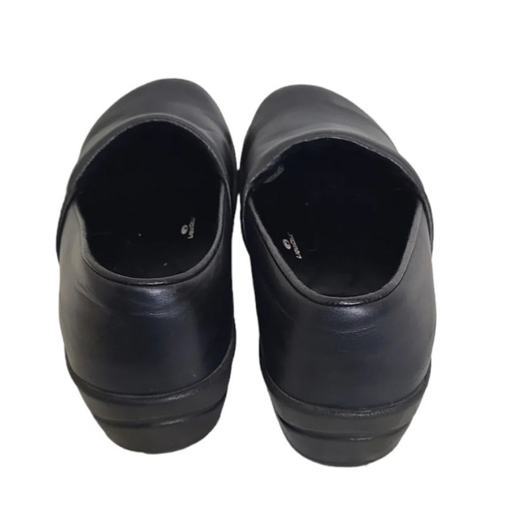 Sanita Danish liquidcell Black Clogs - Picture 3 of 7